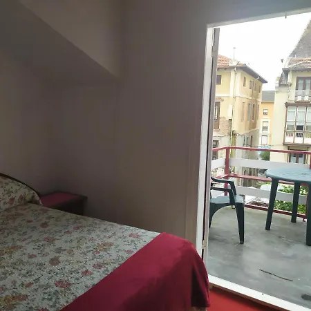 Guest house Luisito Santander
